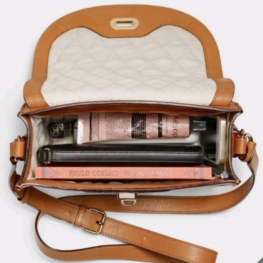 Lo & Sons Brown Crossbody Camera Bag - Picture 8 of 9